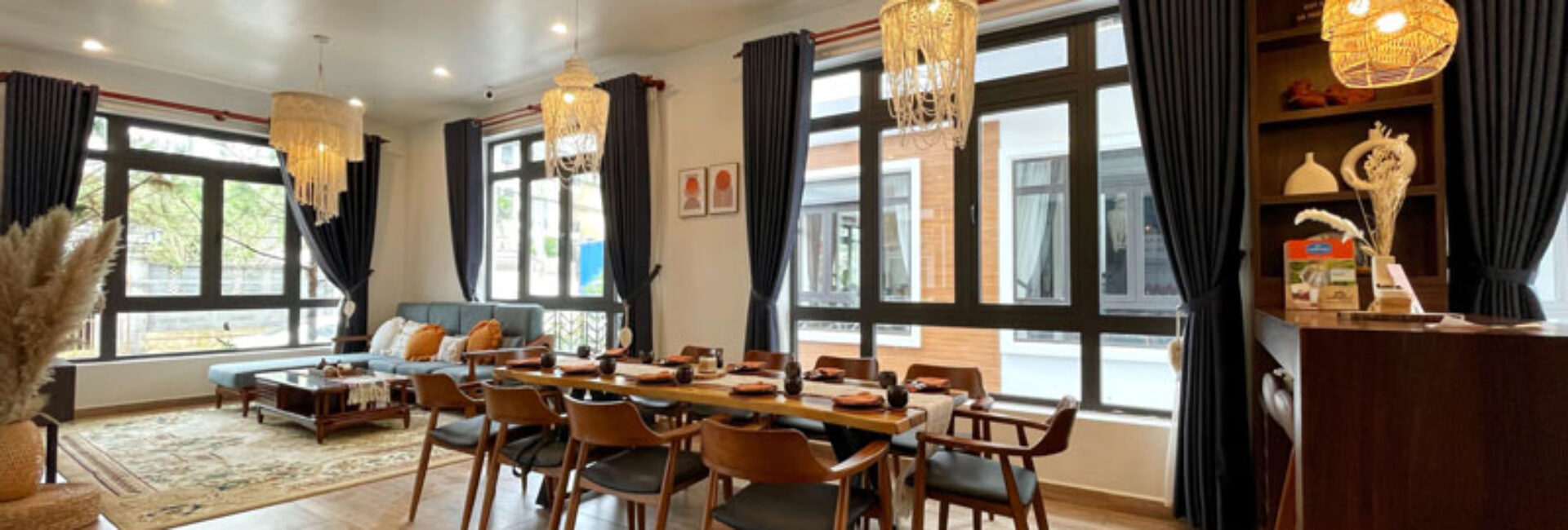 Phòng luxury Dành Cho Cặp Đôi View Nhà Lồng
