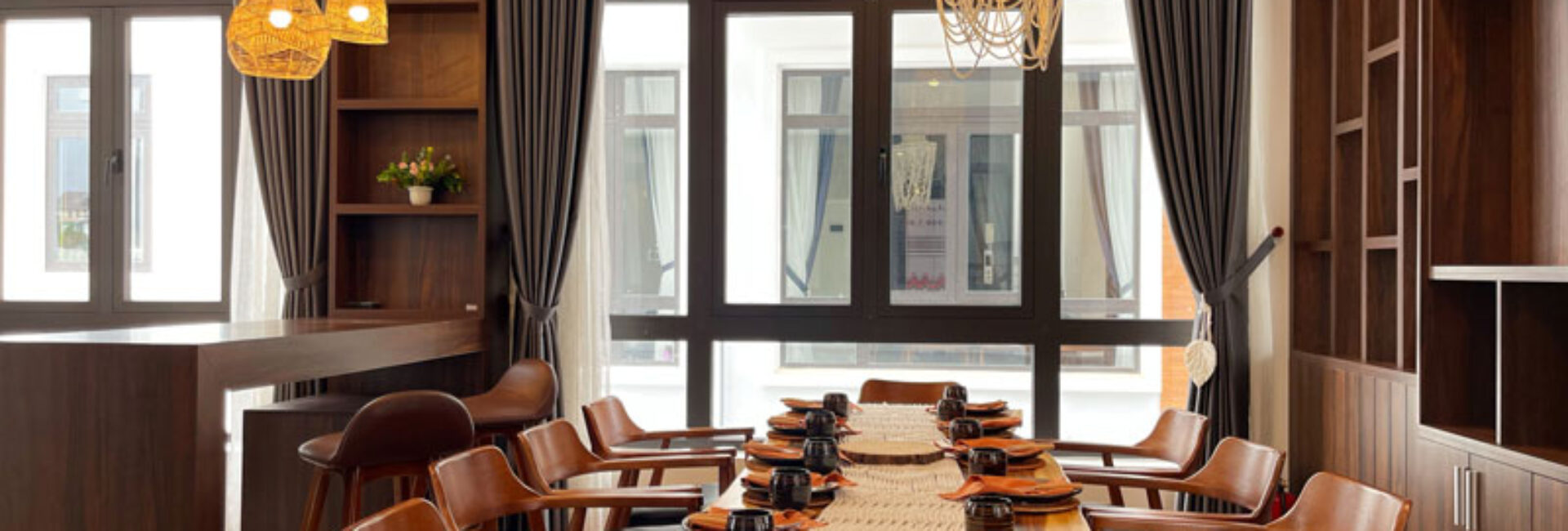 Phòng luxury Dành Cho Cặp Đôi View Nhà Lồng