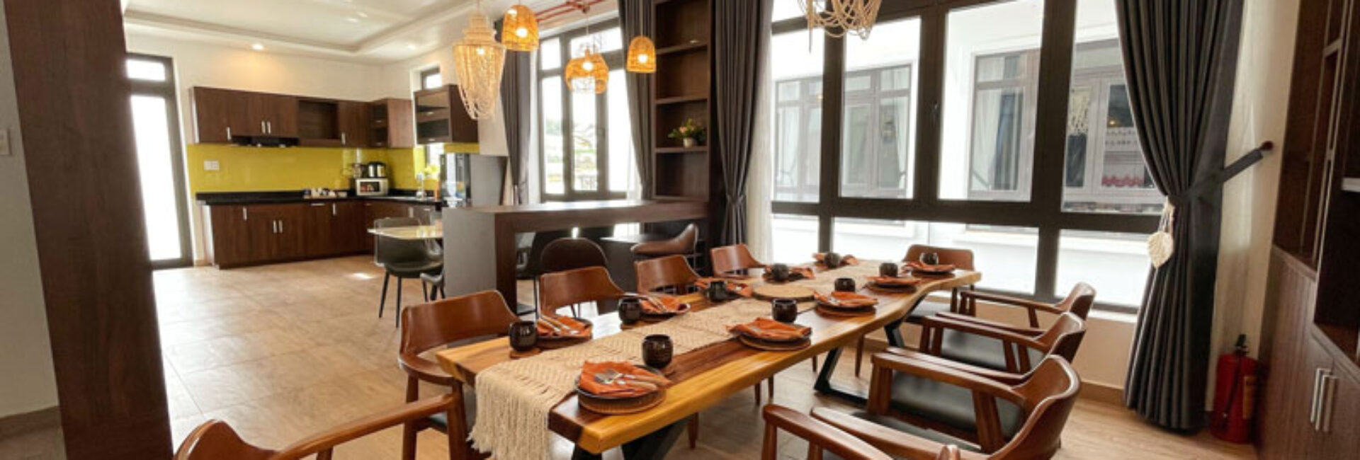 Phòng luxury Dành Cho Cặp Đôi View Nhà Lồng